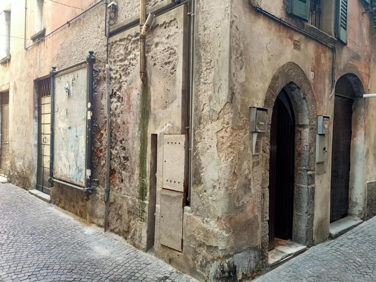 Nonno Meo Apartment Bellano Exterior photo
