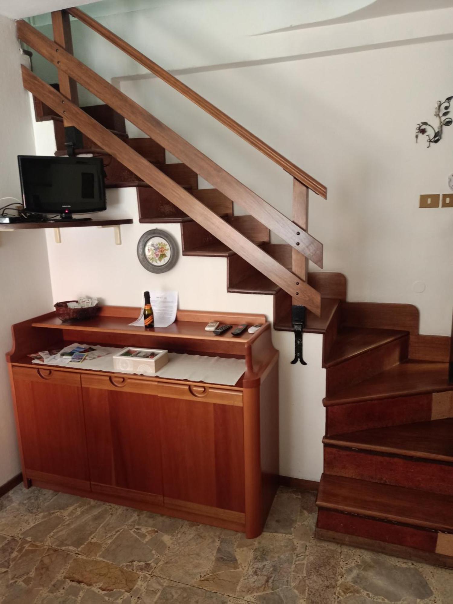Nonno Meo Apartment Bellano Exterior photo